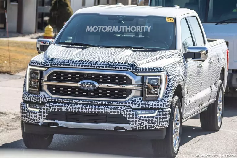 Spy shots of the 2021 Ford F-150.