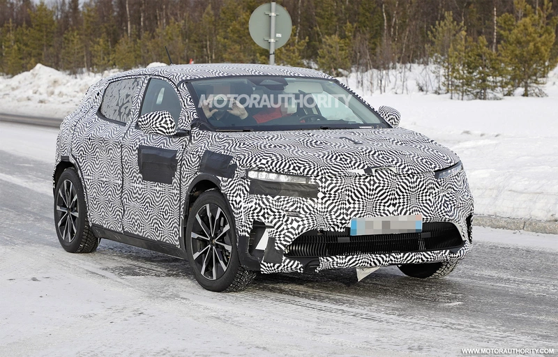 Spy shots of the 2022 Renault Megane electric crossover: the French cousin of the Nissan Alya is spotted