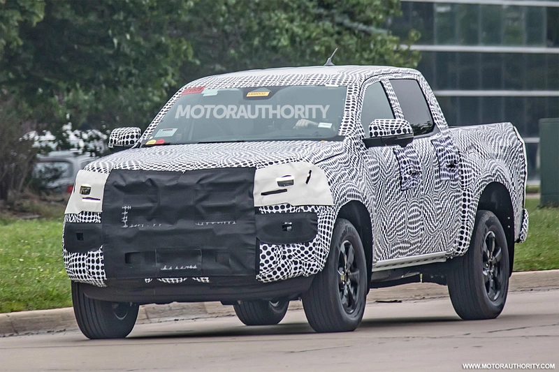 Spy shots of the 2022 Volkswagen Amarok: the Ford Ranger.