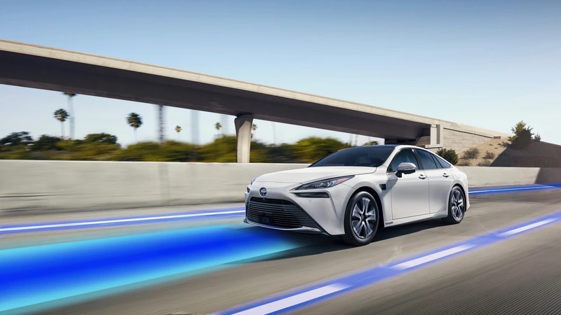 Preview 2022 Toyota MIRAI with Teammate driver assistance system.