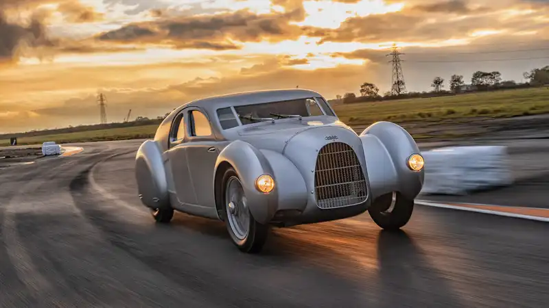 Audi builds a 16-cylinder super sedan that was not designed and built in the 1930s.